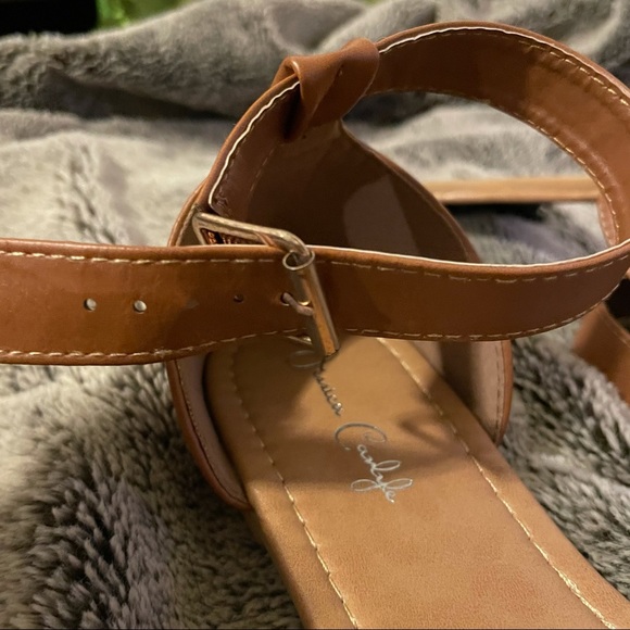 New Women’s Sandals - Picture 7 of 9